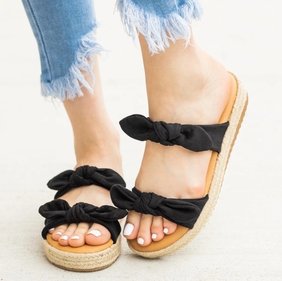 Leslie Bow 🖤 Black - Picture 5 of 5